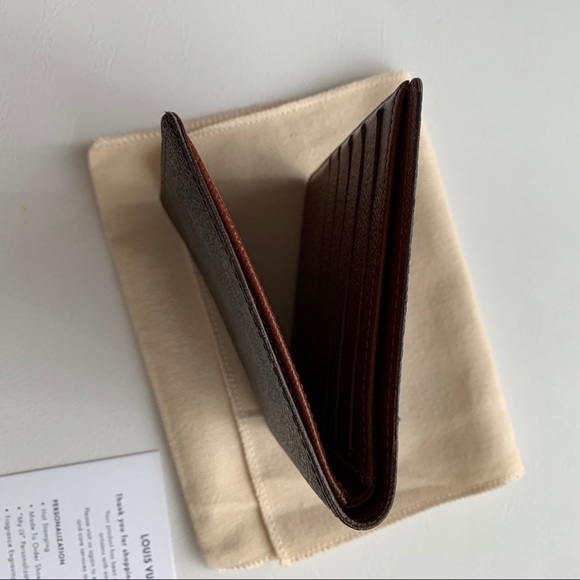Louis Vuitton monogram bifold wallet - Picture 4 of 9